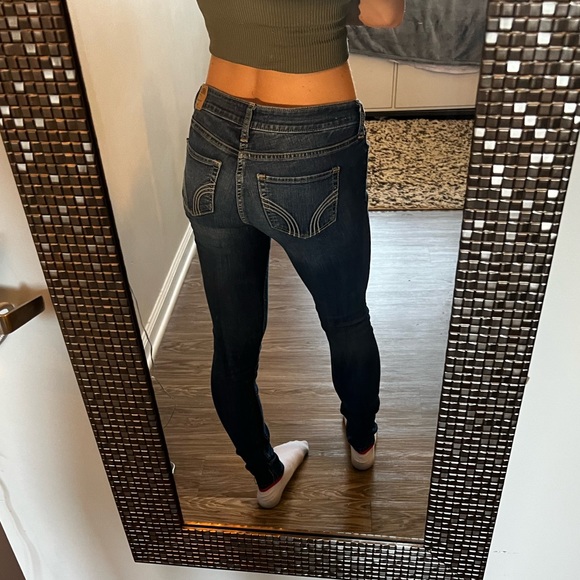 American Eagle Skinny Jeans - Picture 3 of 6